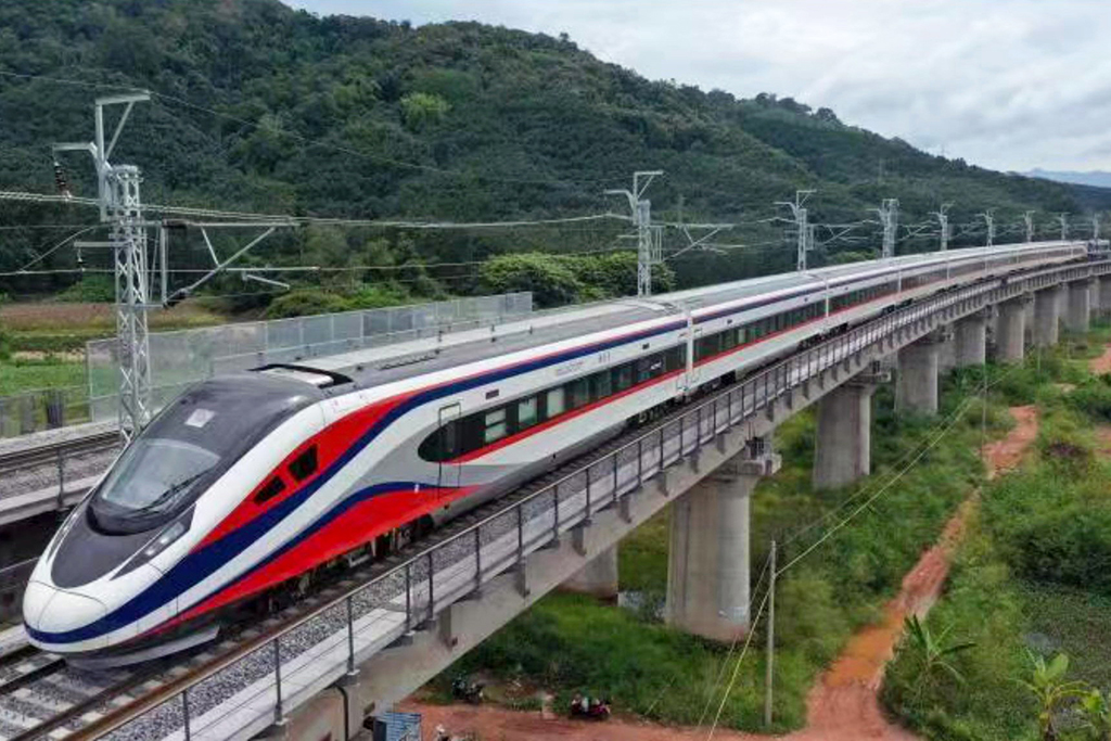 รถไฟลาว-จีน